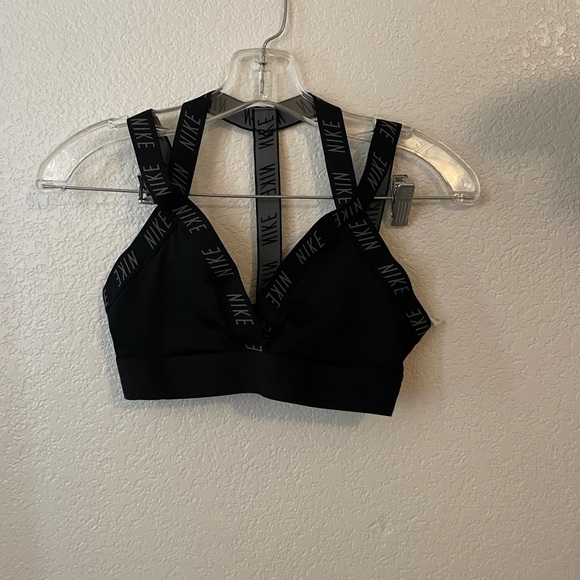 Other - Nike sports bra